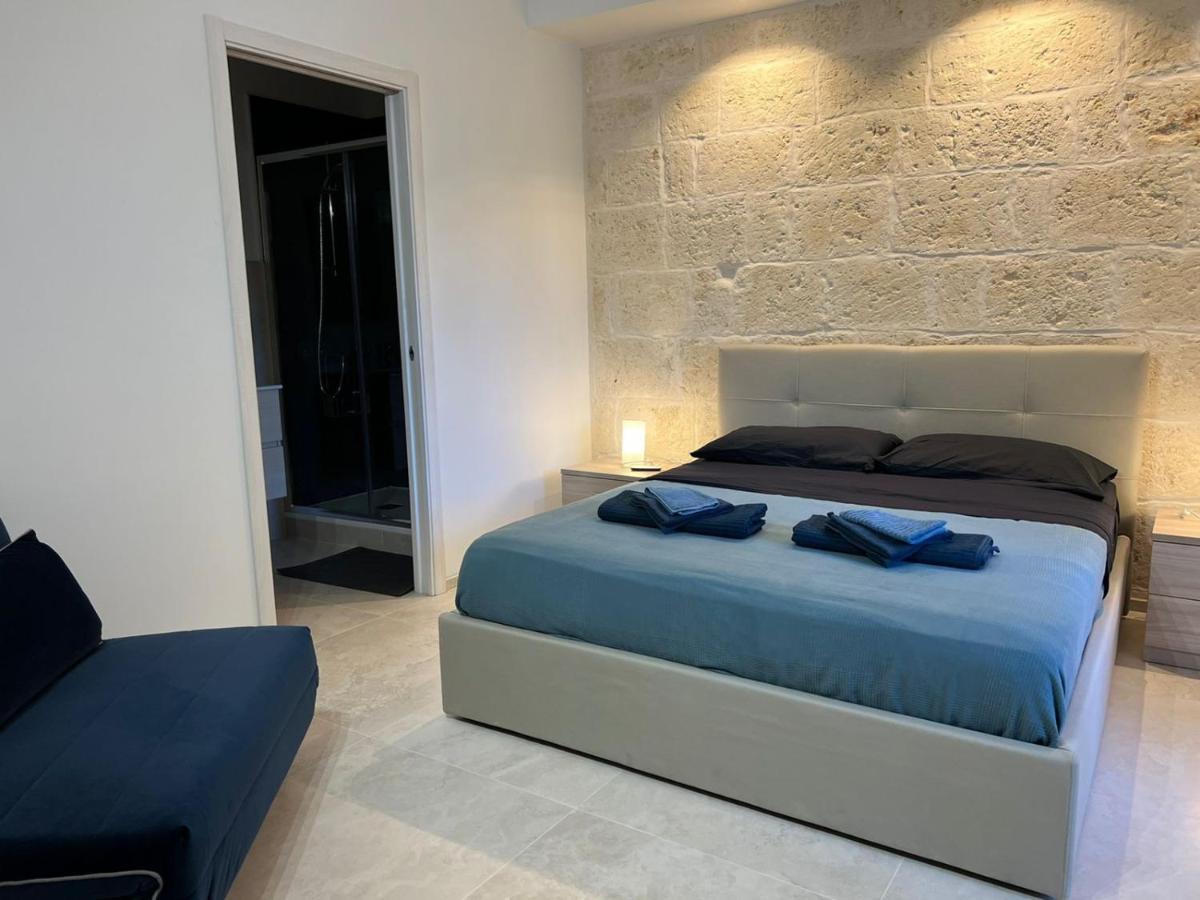 Urban flat-TimeSRL apartments Bari Bagian luar foto