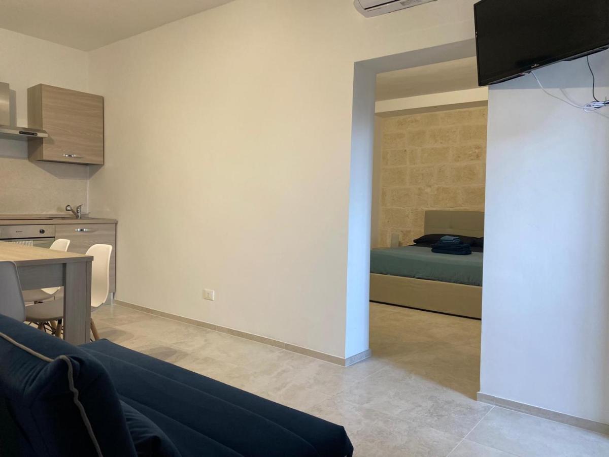 Urban flat-TimeSRL apartments Bari Bagian luar foto